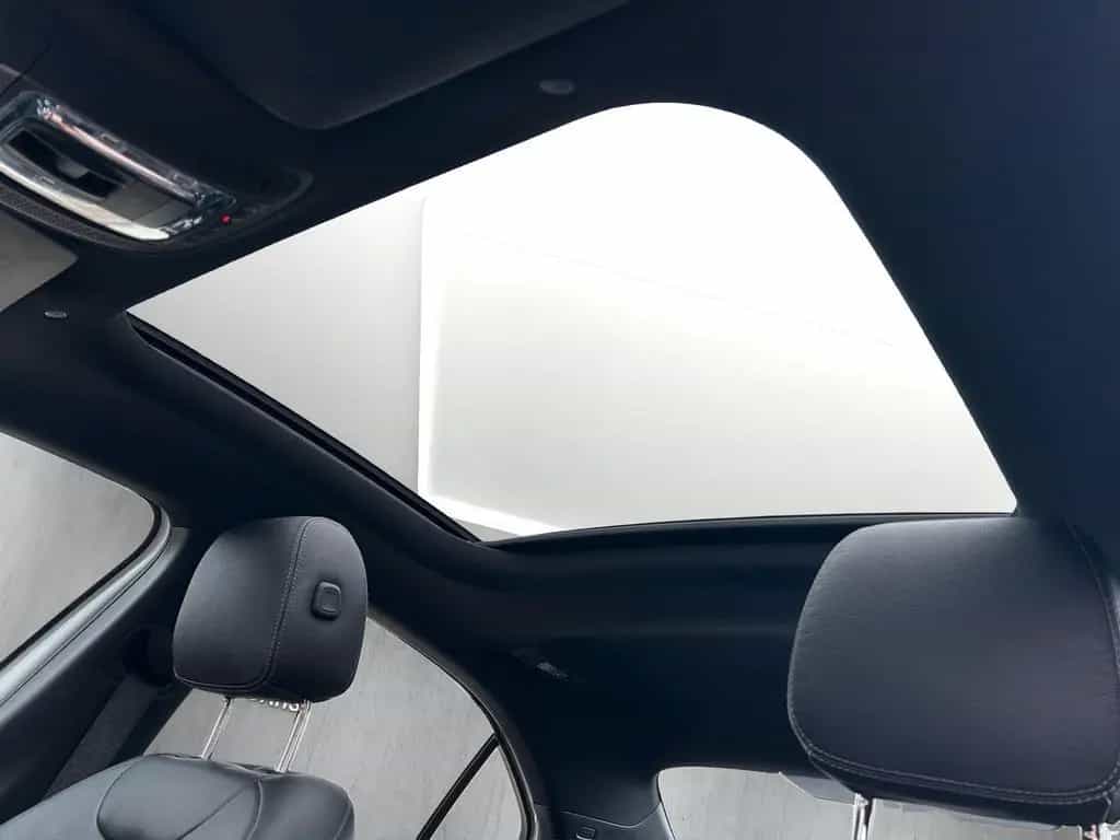 Mercedes-Benz A 200 AMG Line DCT LED Wide Pano RFK Ambiente 08/2019-photo-8