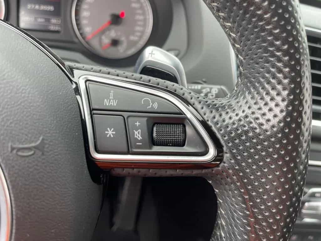 Audi RSQ3 RS Q3 2.5 20V TFSI DSG quattro LED NAVI BOSE 02/2016-photo-24