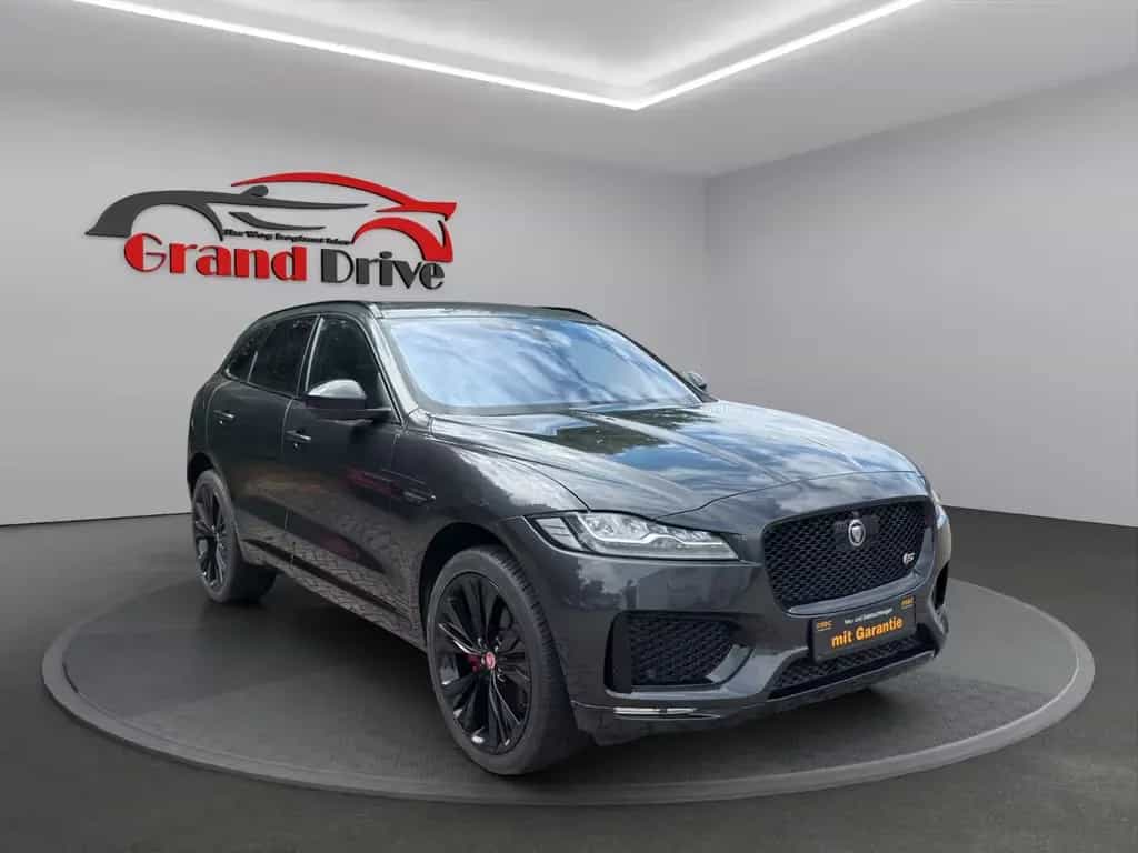 Jaguar F-Pace S/AWD/ PANO/LEDER/HuD/LED/LM-22/TV/KAMERA 07/2017-photo-0
