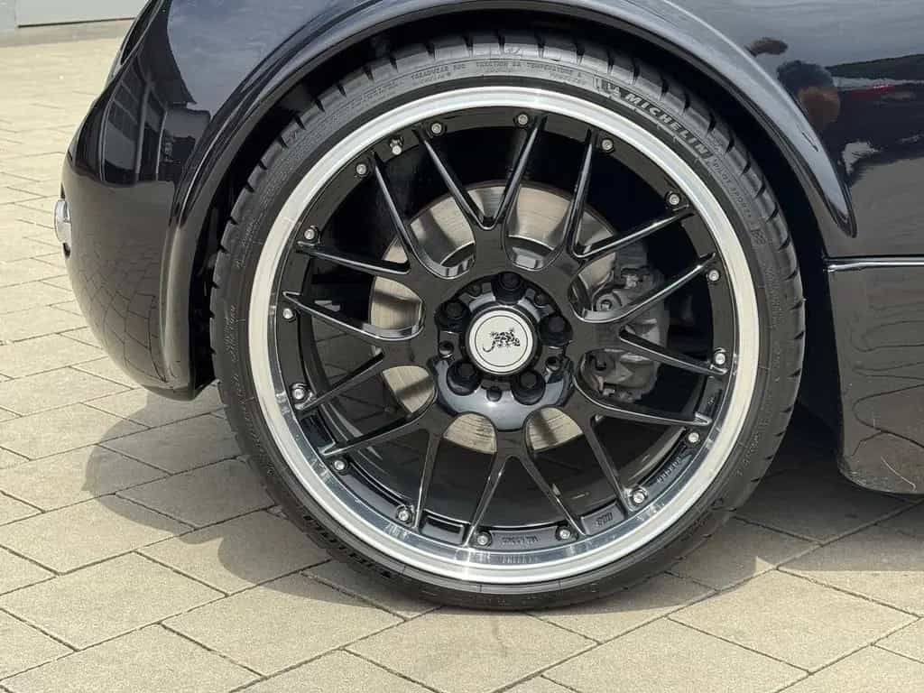 Wiesmann MF 3 Roadster*Schwarz/Rot*KW-Fahrwerk*20Zoll* 07/2005-photo-13