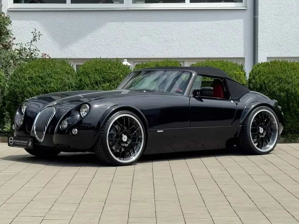 Wiesmann MF 3 Roadster*Schwarz/Rot*KW-Fahrwerk*20Zoll* 07/2005-photo-2