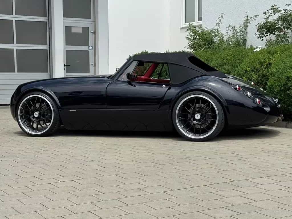 Wiesmann MF 3 Roadster*Schwarz/Rot*KW-Fahrwerk*20Zoll* 07/2005-photo-3