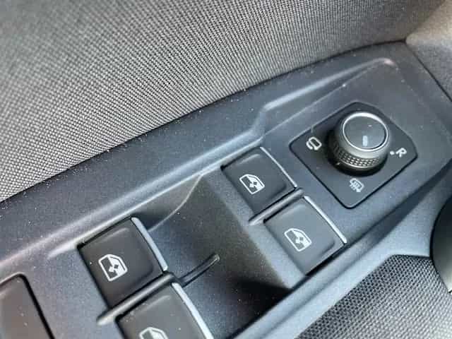 Volkswagen Tiguan 02/2022-photo-15