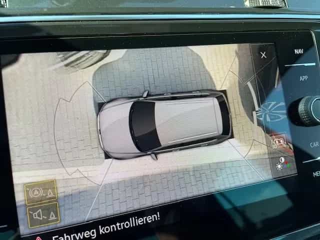 Volkswagen Tiguan 02/2022-photo-22