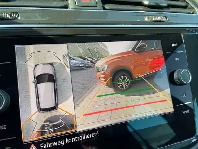 Volkswagen Tiguan 02/2022-photo-24