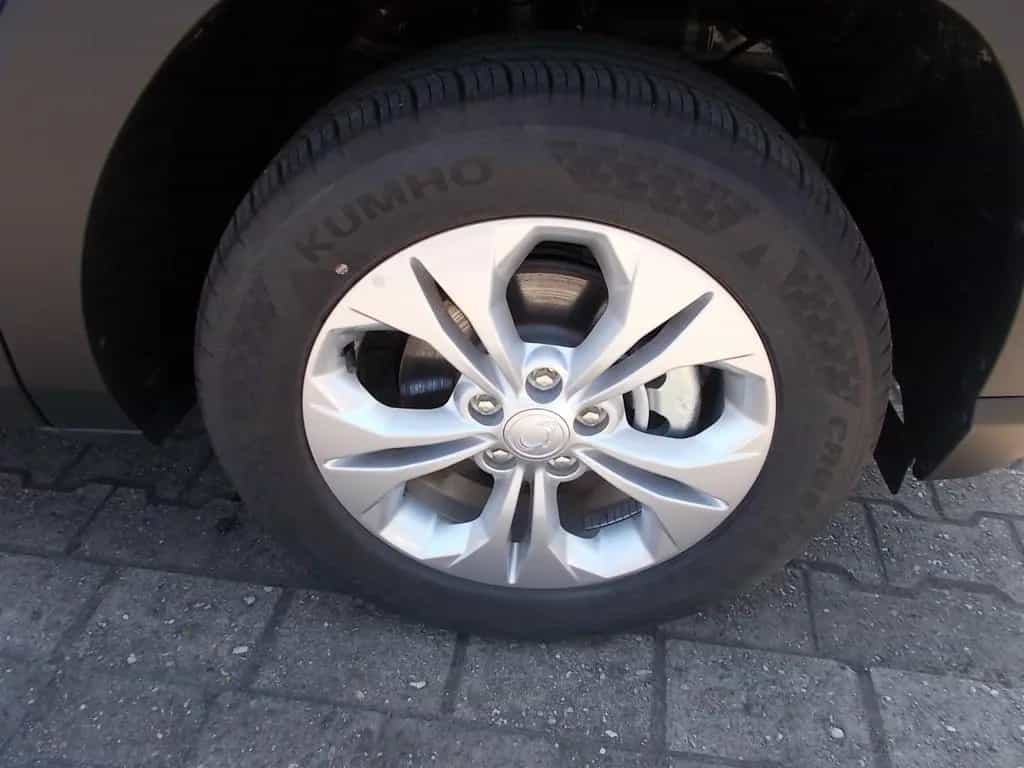 Ssangyong Torres Road, Klimaautom., Alu 17", Kamera, LED 06/2025-photo-8