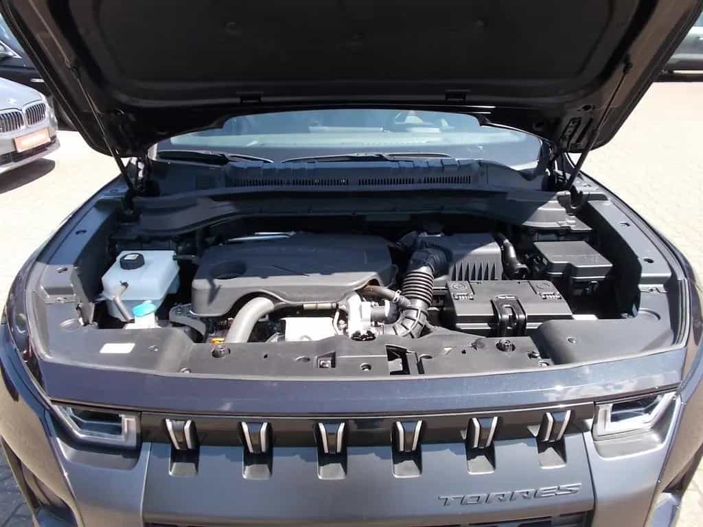 Ssangyong Torres Road, Klimaautom., Alu 17", Kamera, LED 06/2025-photo-9