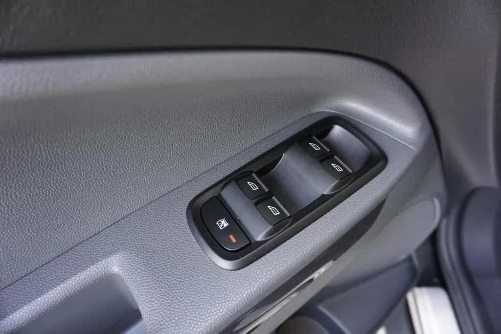 Ford EcoSport 1.0 EcoBoost PDC SHZ Freisprech ALU 06/2015-photo-15