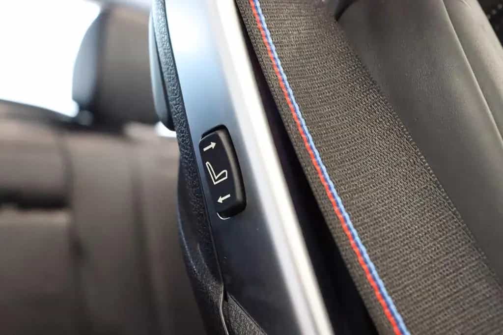 BMW M4 10/2018-photo-27