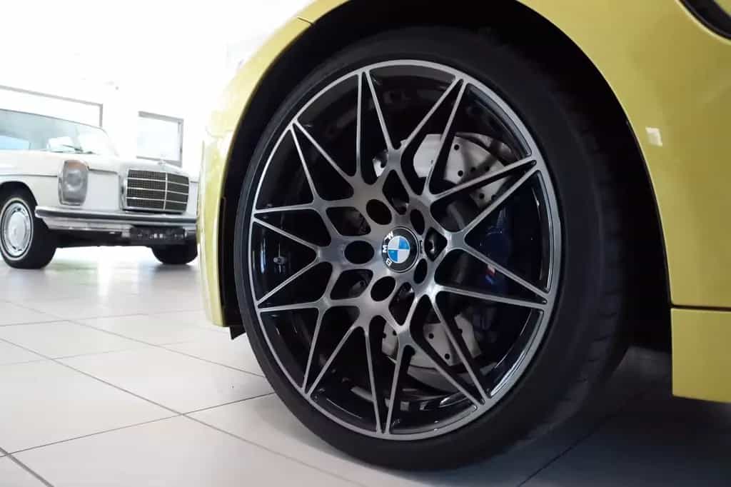 BMW M4 10/2018-photo-9