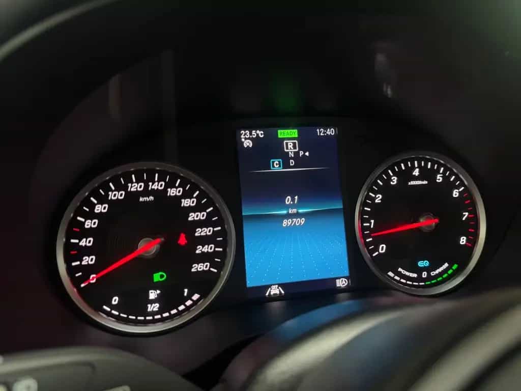 Mercedes-Benz C 200 T-MODELL  AUTO NAVI CAM LEDER T-WINKEL 8-F 01/2020-photo-11
