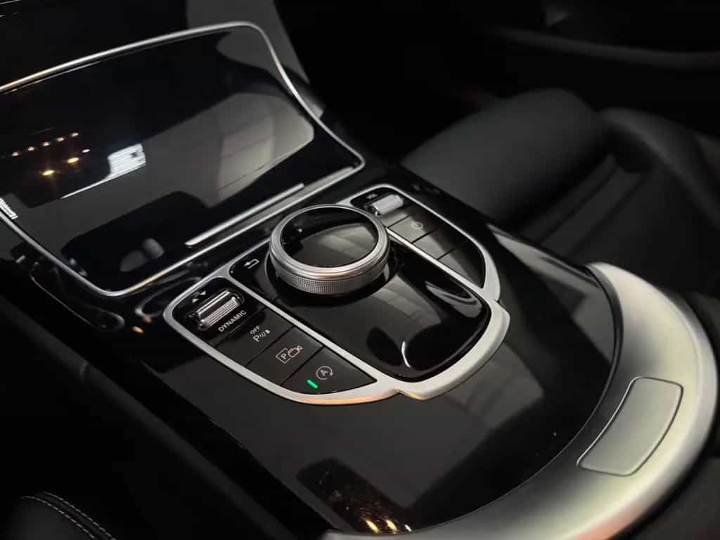 Mercedes-Benz C 200 T-MODELL  AUTO NAVI CAM LEDER T-WINKEL 8-F 01/2020-photo-12