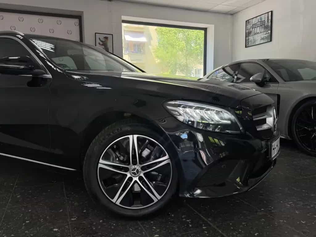 Mercedes-Benz C 200 T-MODELL  AUTO NAVI CAM LEDER T-WINKEL 8-F 01/2020-photo-3
