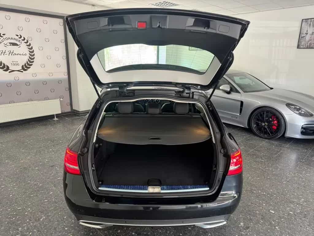Mercedes-Benz C 200 T-MODELL  AUTO NAVI CAM LEDER T-WINKEL 8-F 01/2020-photo-6