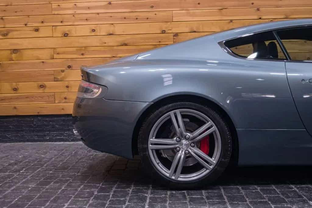 Aston Martin DB9 6.0 Touchtronic 04/2009-photo-11