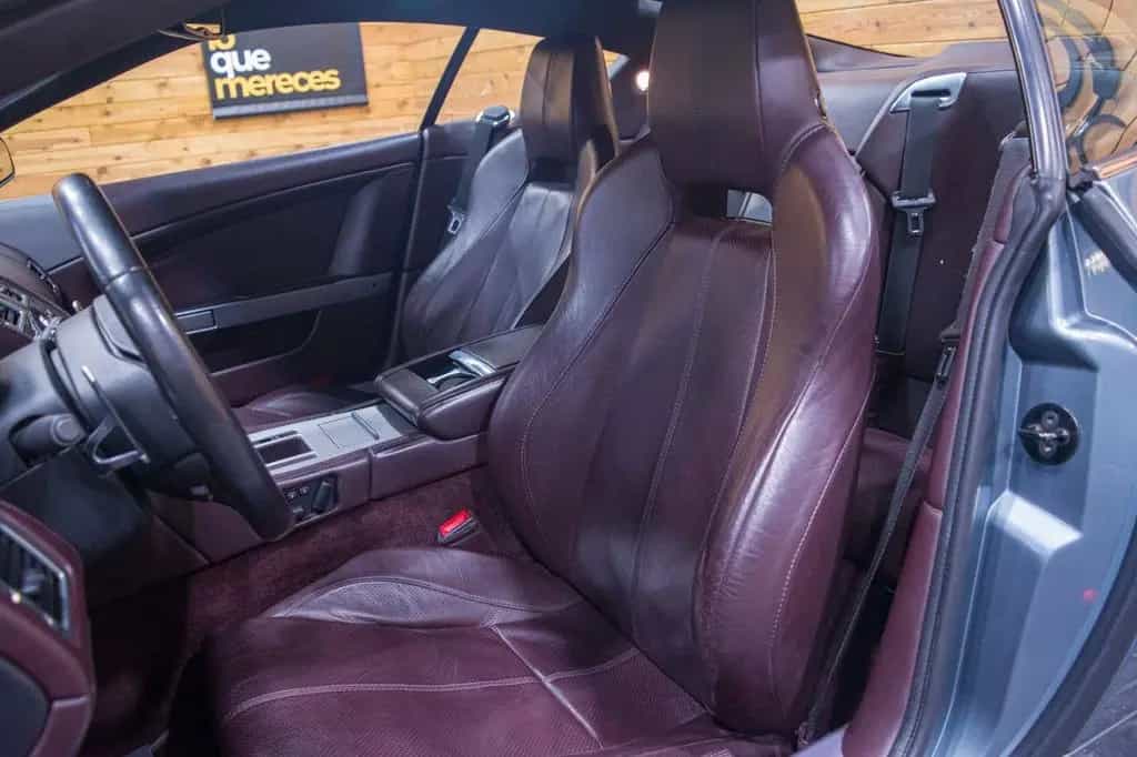 Aston Martin DB9 6.0 Touchtronic 04/2009-photo-4