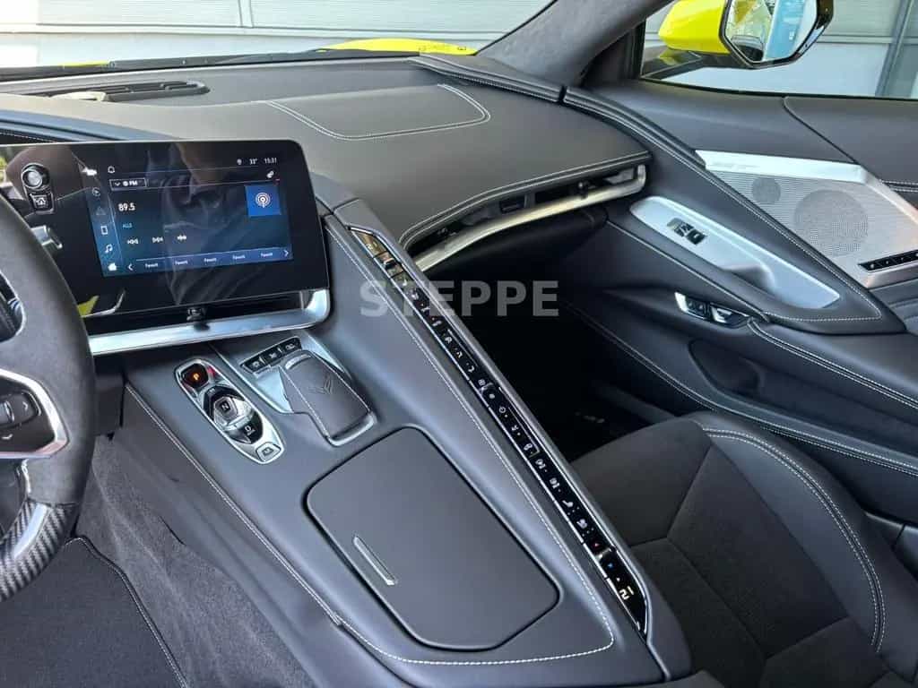 Corvette Z06 5,5V8 Coupe EU-Mod. 3LZ Carbon Package 07/2025-photo-11