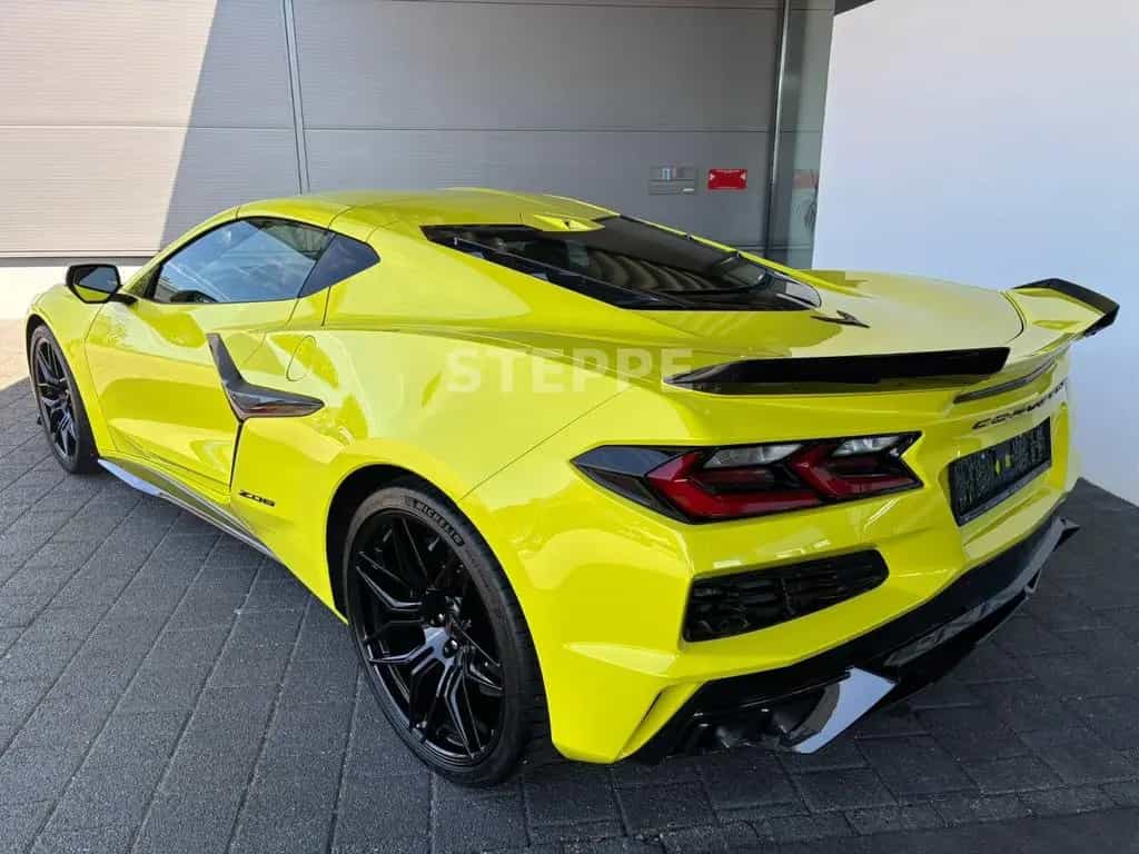 Corvette Z06 5,5V8 Coupe EU-Mod. 3LZ Carbon Package 07/2025-photo-3