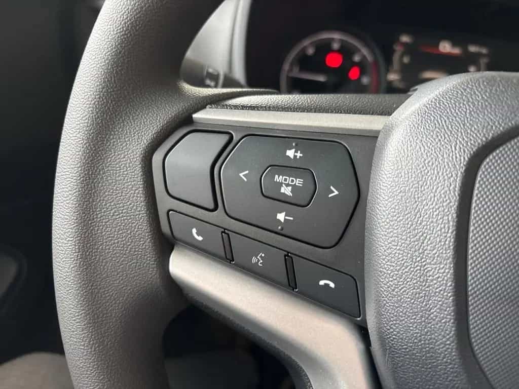 Isuzu D-Max 1.9 D SINGLE CAB L 2WD HR AT MY25 null-photo-13