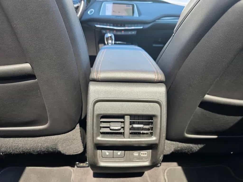 Cadillac XT4 Luxury AWD *CABRON*1.HAND*PANORAMA* 10/2020-photo-13