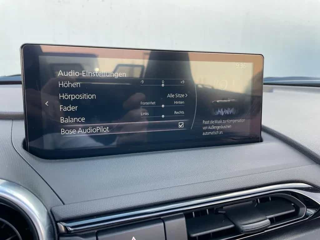 Mazda MX-5 Exclusive-Line Matrix-LED Bose Navi 06/2025-photo-18