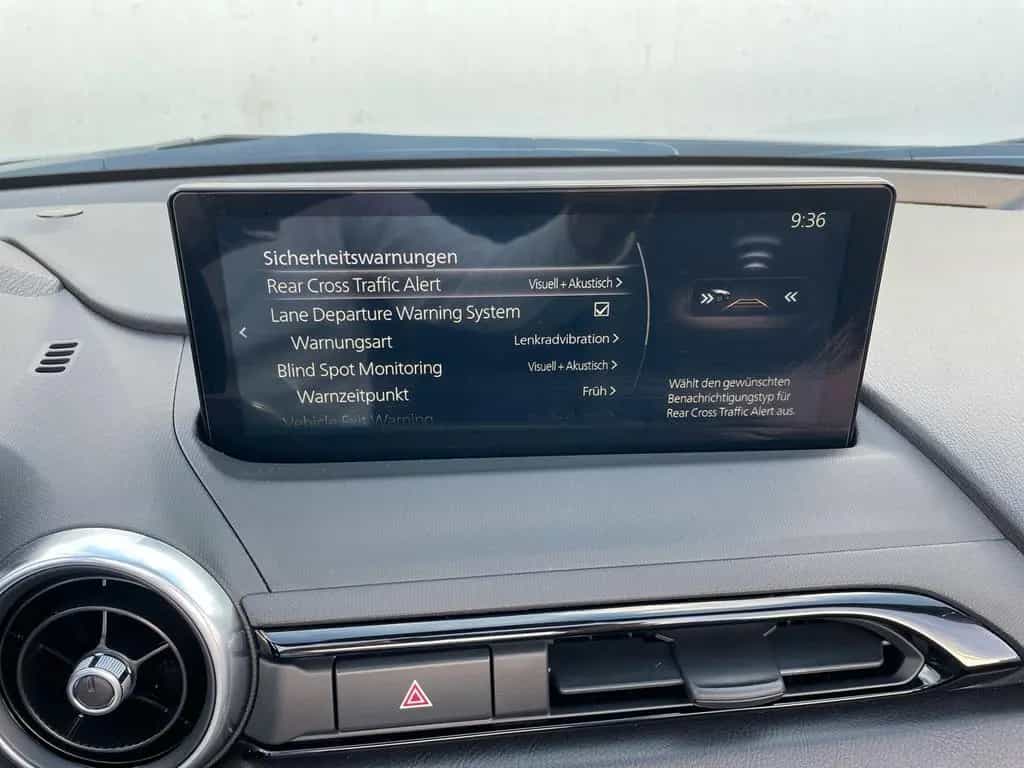 Mazda MX-5 Exclusive-Line Matrix-LED Bose Navi 06/2025-photo-19