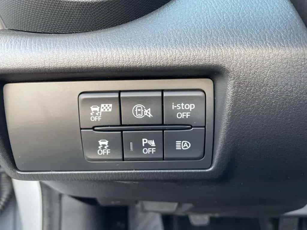 Mazda MX-5 Exclusive-Line Matrix-LED Bose Navi 06/2025-photo-22