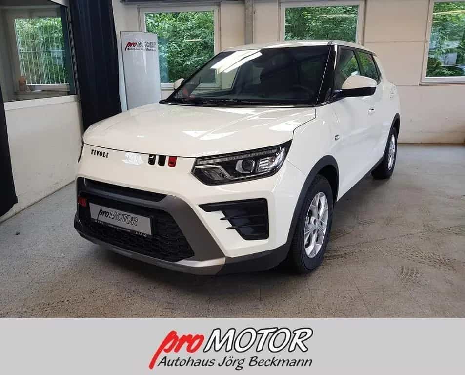 KGM Tivoli 1.5 T-GDI Sondermodell "Nomad" MT null-photo-0