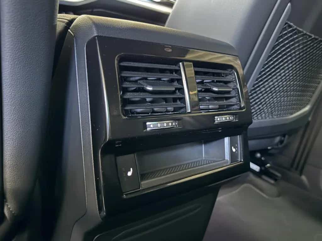 Volkswagen Touareg R-Line 4Motion*AHK*LED*DYNAUDIO*HUD* 10/2022-photo-19