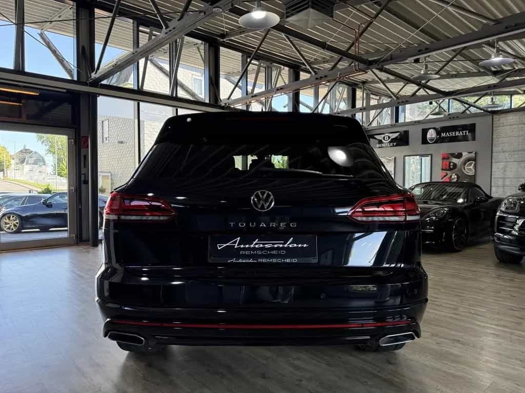 Volkswagen Touareg R-Line 4Motion*AHK*LED*DYNAUDIO*HUD* 10/2022-photo-4