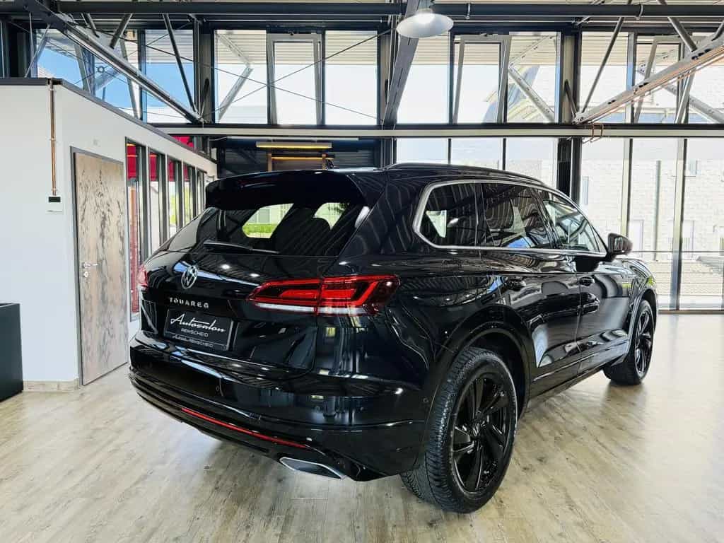 Volkswagen Touareg R-Line 4Motion*AHK*LED*DYNAUDIO*HUD* 10/2022-photo-5
