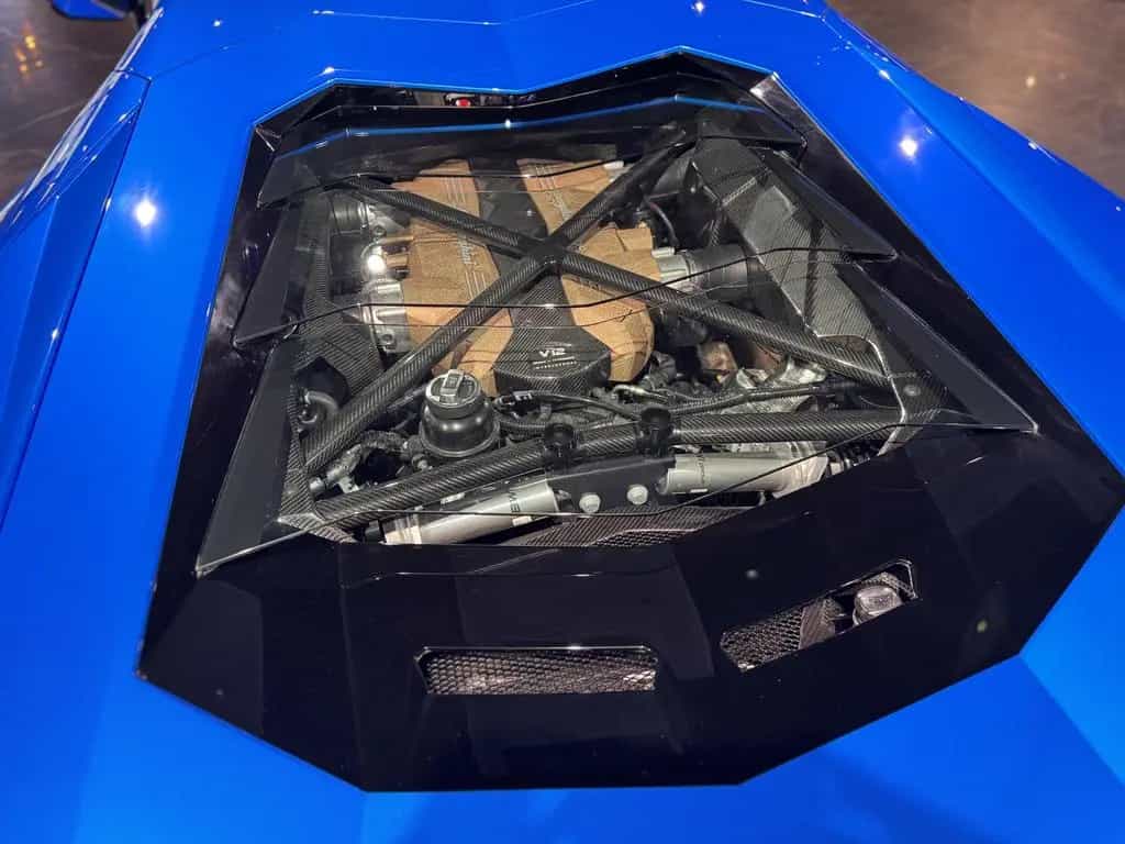 Lamborghini Aventador LP780-4 Ultimae 1of350 Dt.Auto*u-frei 07/2022-photo-11