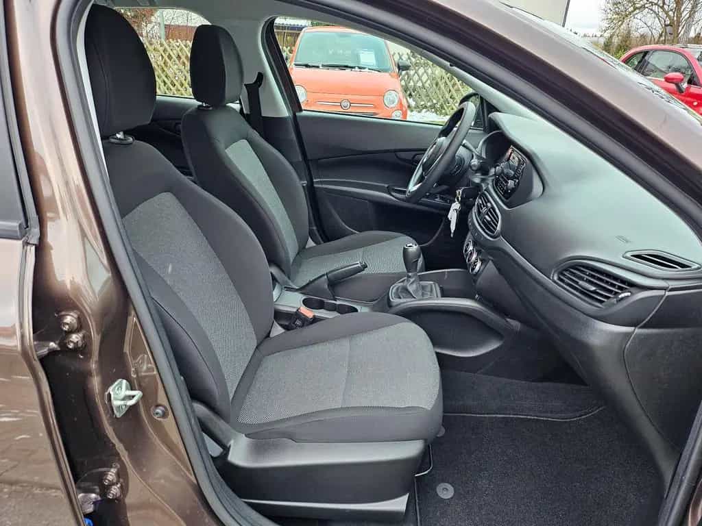 Fiat Tipo Kombi 1,0 74kw Klima DAB 06/2022-photo-10