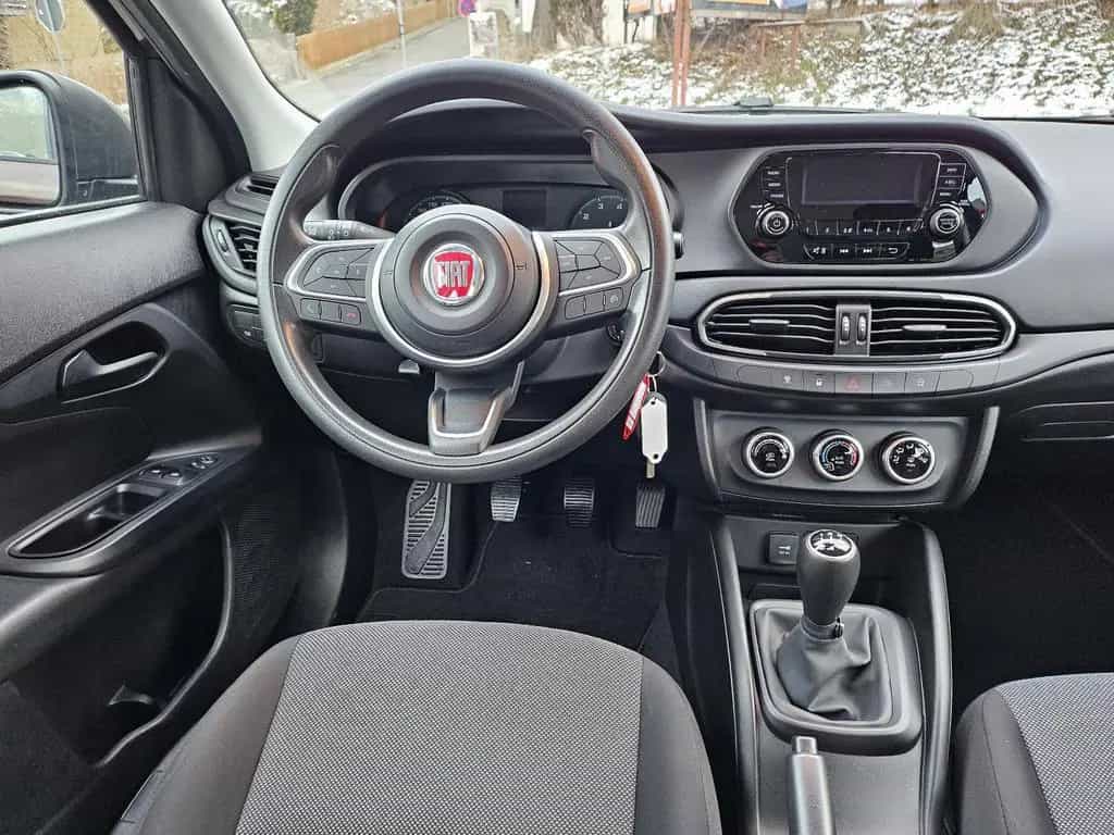 Fiat Tipo Kombi 1,0 74kw Klima DAB 06/2022-photo-13