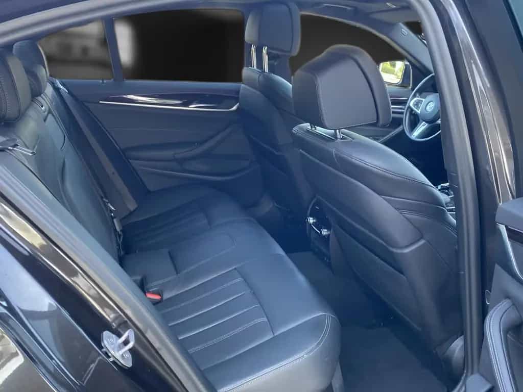 BMW 5 Series 530 i xDrive M Sport Sdach*HUD*Laser*ACC*belüSit 04/2023-photo-13