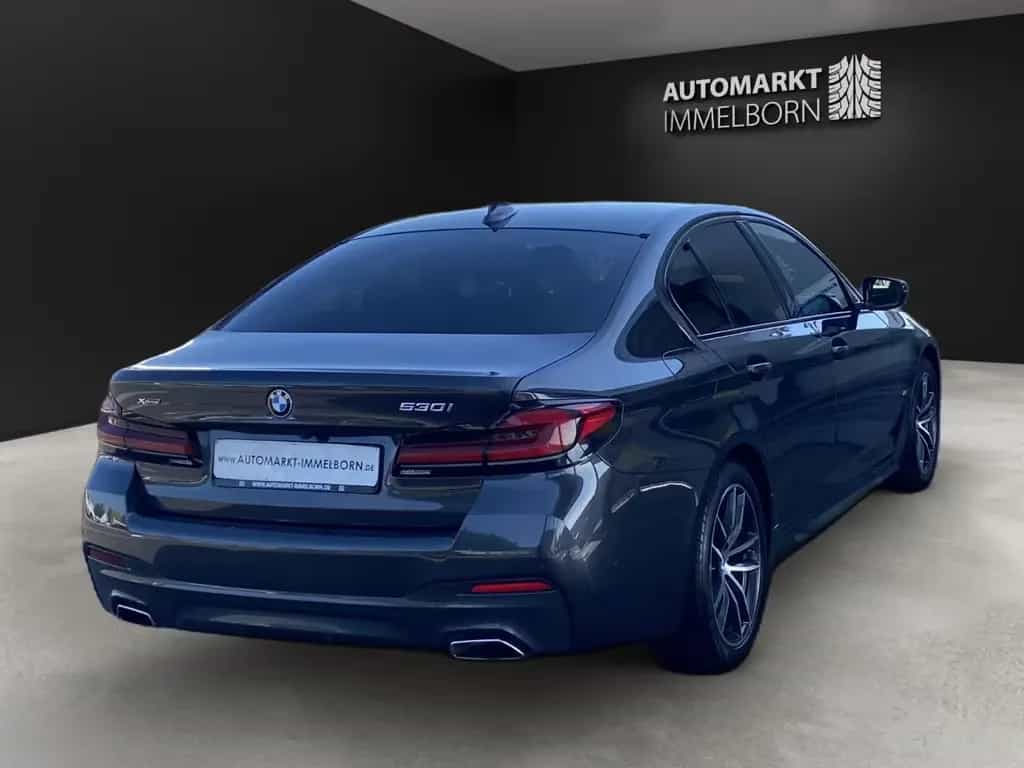 BMW 5 Series 530 i xDrive M Sport Sdach*HUD*Laser*ACC*belüSit 04/2023-photo-5