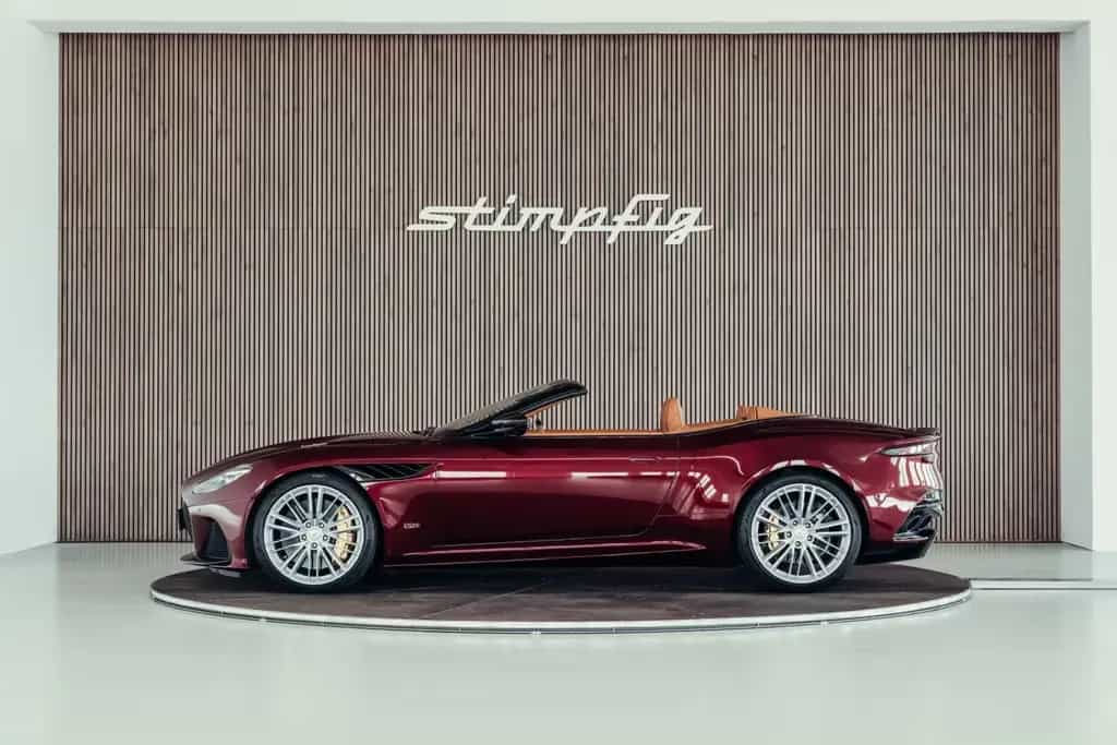 Aston Martin DBS Volante Superleggera, Liquid Crimson, MwSt. 07/2022-photo-1