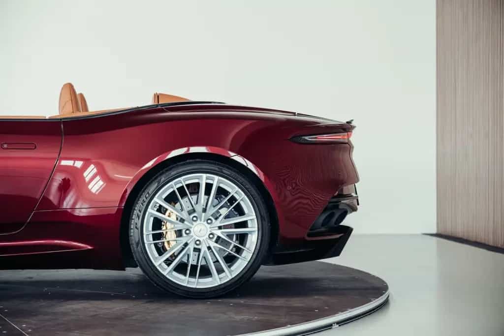 Aston Martin DBS Volante Superleggera, Liquid Crimson, MwSt. 07/2022-photo-13