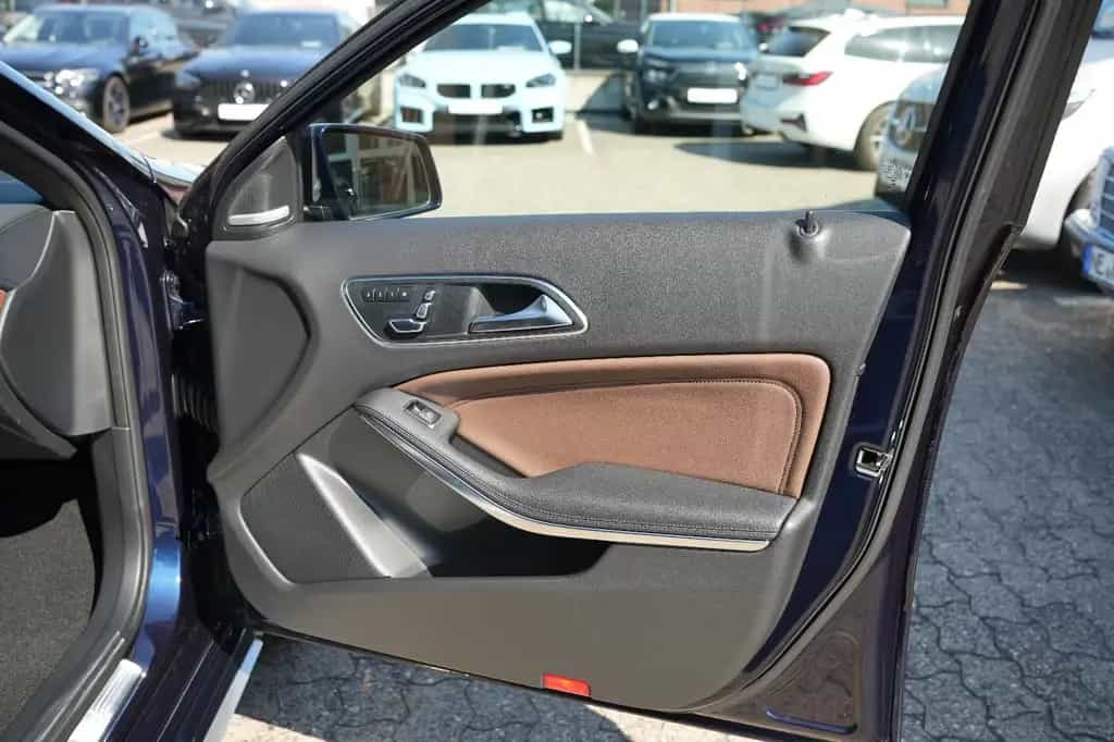 Mercedes-Benz A 45 AMG 4Matic *Pano*Performance -Sitze-AGA-DPP 05/2017-photo-14