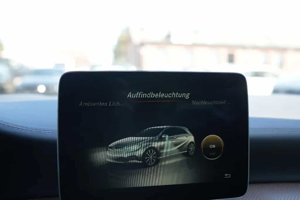 Mercedes-Benz A 45 AMG 4Matic *Pano*Performance -Sitze-AGA-DPP 05/2017-photo-40