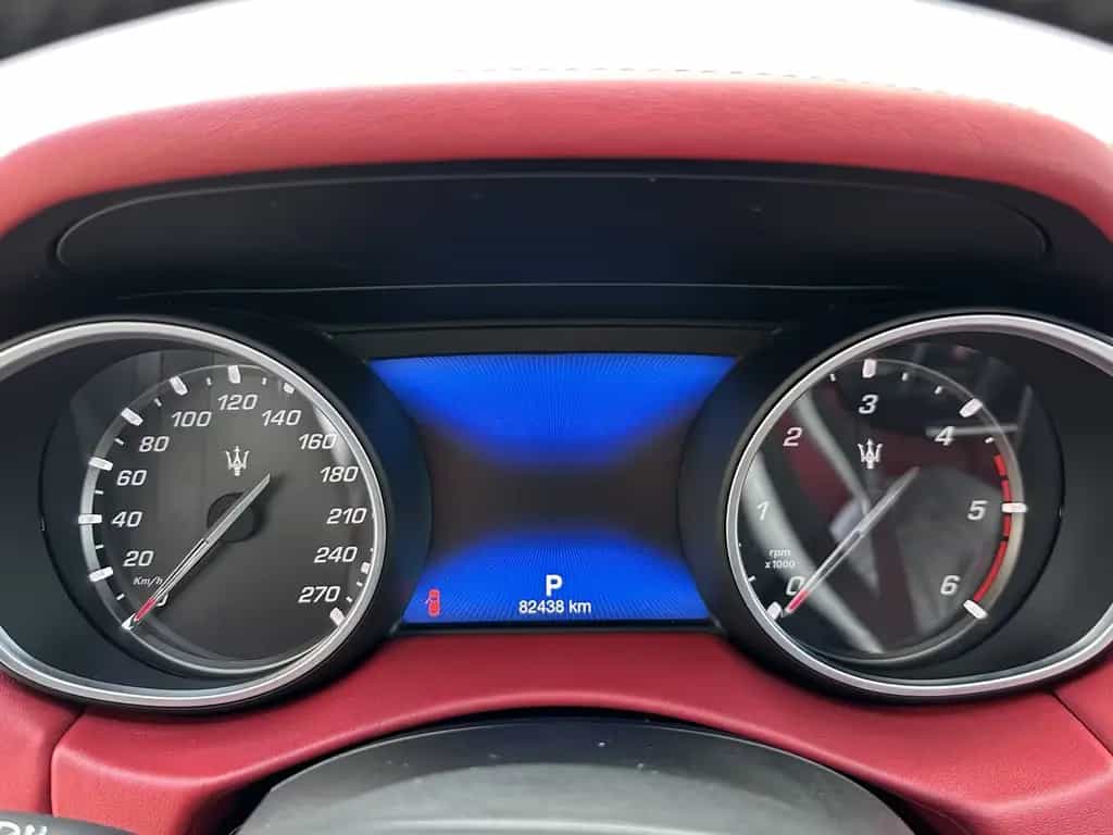 Maserati Levante 3.0 Granlusso V6 AWD Diesel /ACC /LUFTF. 03/2019-photo-10