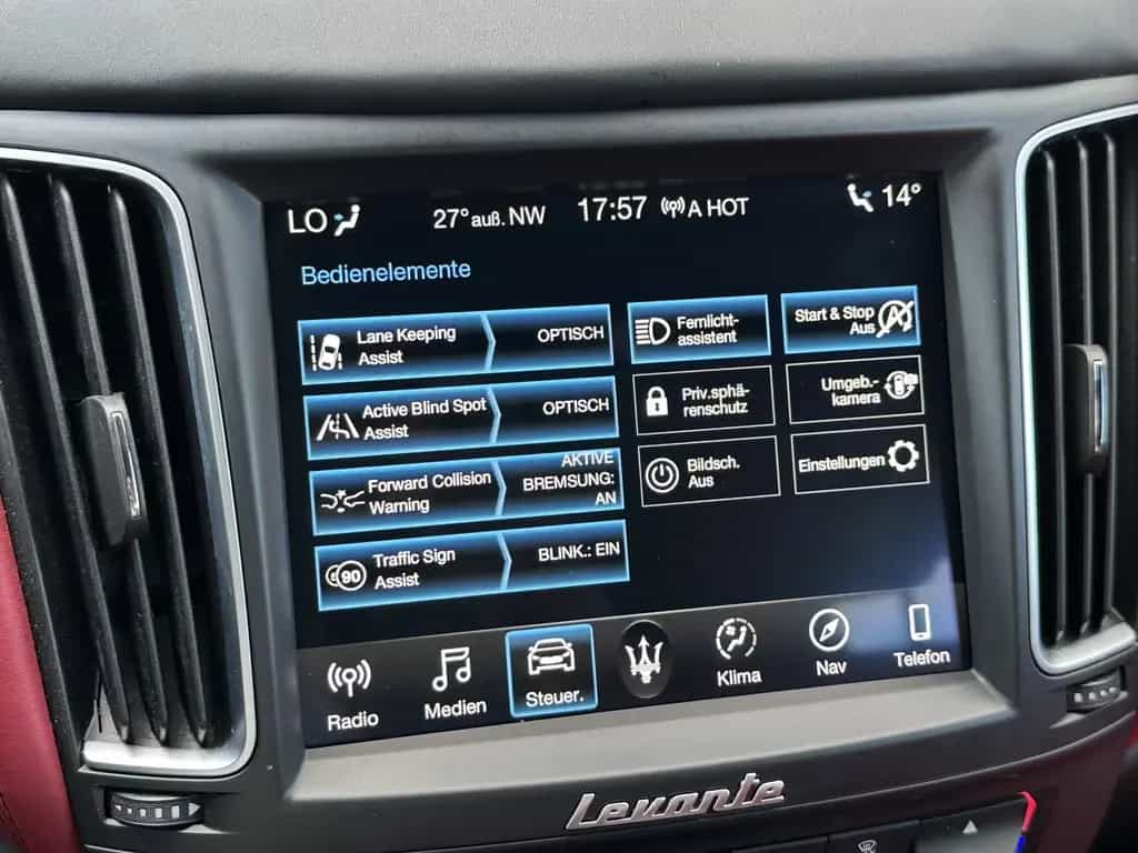 Maserati Levante 3.0 Granlusso V6 AWD Diesel /ACC /LUFTF. 03/2019-photo-15