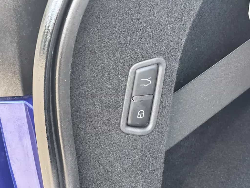 Maserati Levante 3.0 Granlusso V6 AWD Diesel /ACC /LUFTF. 03/2019-photo-18