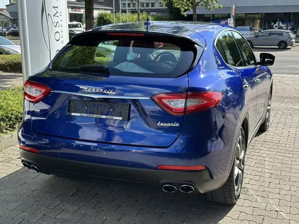 Maserati Levante 3.0 Granlusso V6 AWD Diesel /ACC /LUFTF. 03/2019-photo-22