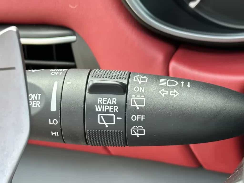 Maserati Levante 3.0 Granlusso V6 AWD Diesel /ACC /LUFTF. 03/2019-photo-9