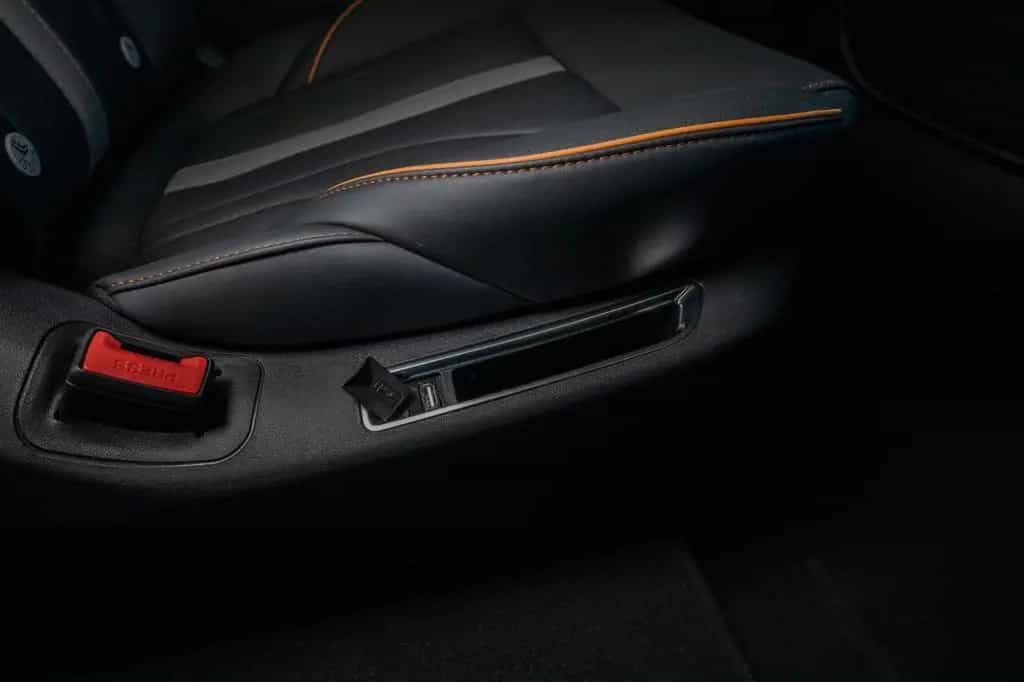 DFSK Forthing 4 U-Tour 360 Kamera Pano Alu USB Freisp 04/2025-photo-22