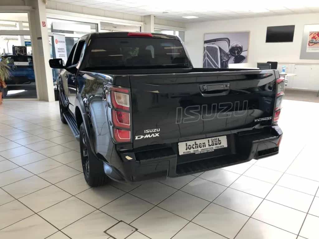 Isuzu D-Max null-photo-3