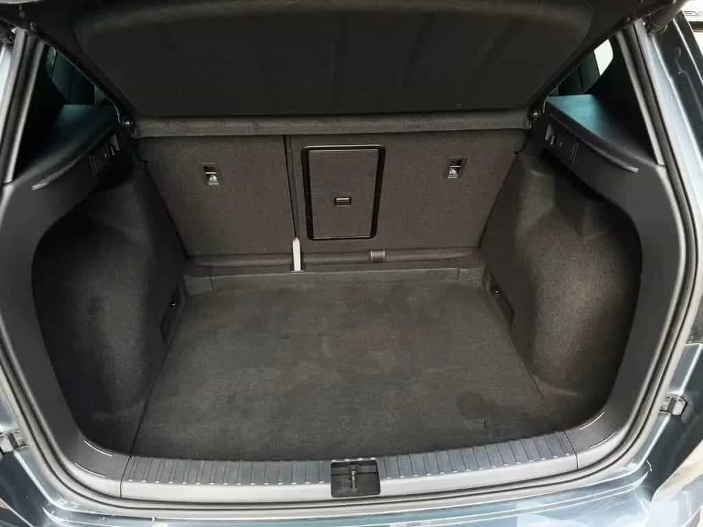 Seat Ateca FR 2,0 TDI DSG 19" LED Navi el. Heck 360° 08/2020-photo-17