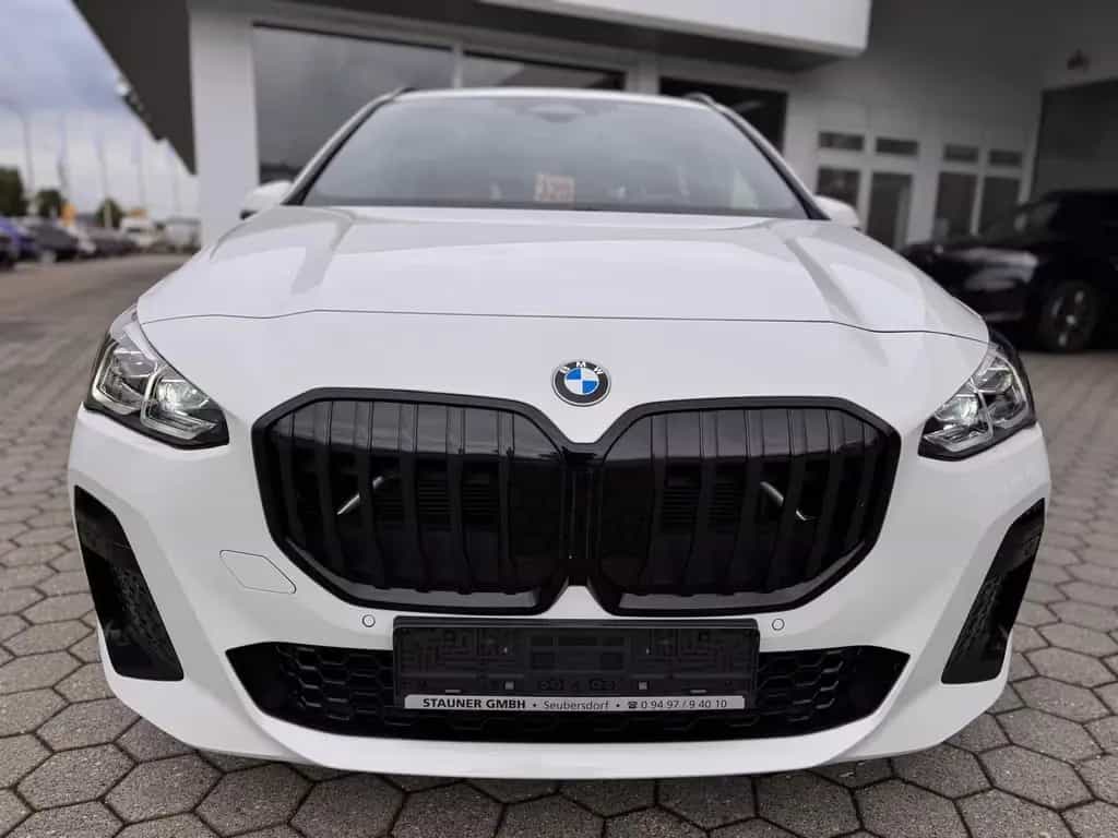 BMW 218 Active Tourer 218i Active Tourer M-Sport AHK KAMERA LED 01/2024-photo-6