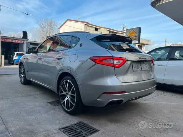 Maserati Levante MASERATI LEVANTE GRANSPORT 275 10/2017-photo-12